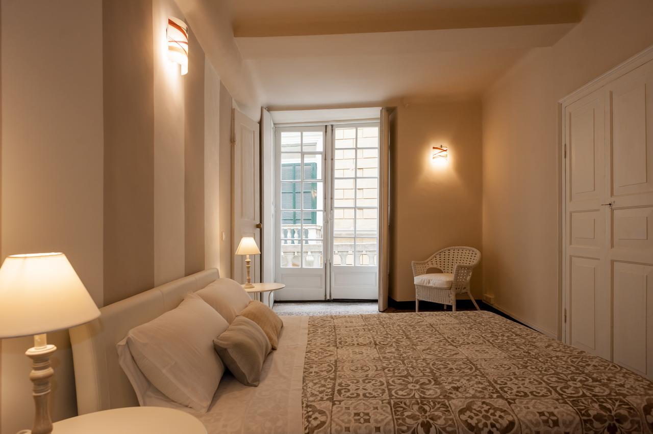 Old Genoa Rooms & Apartments Bagian luar foto